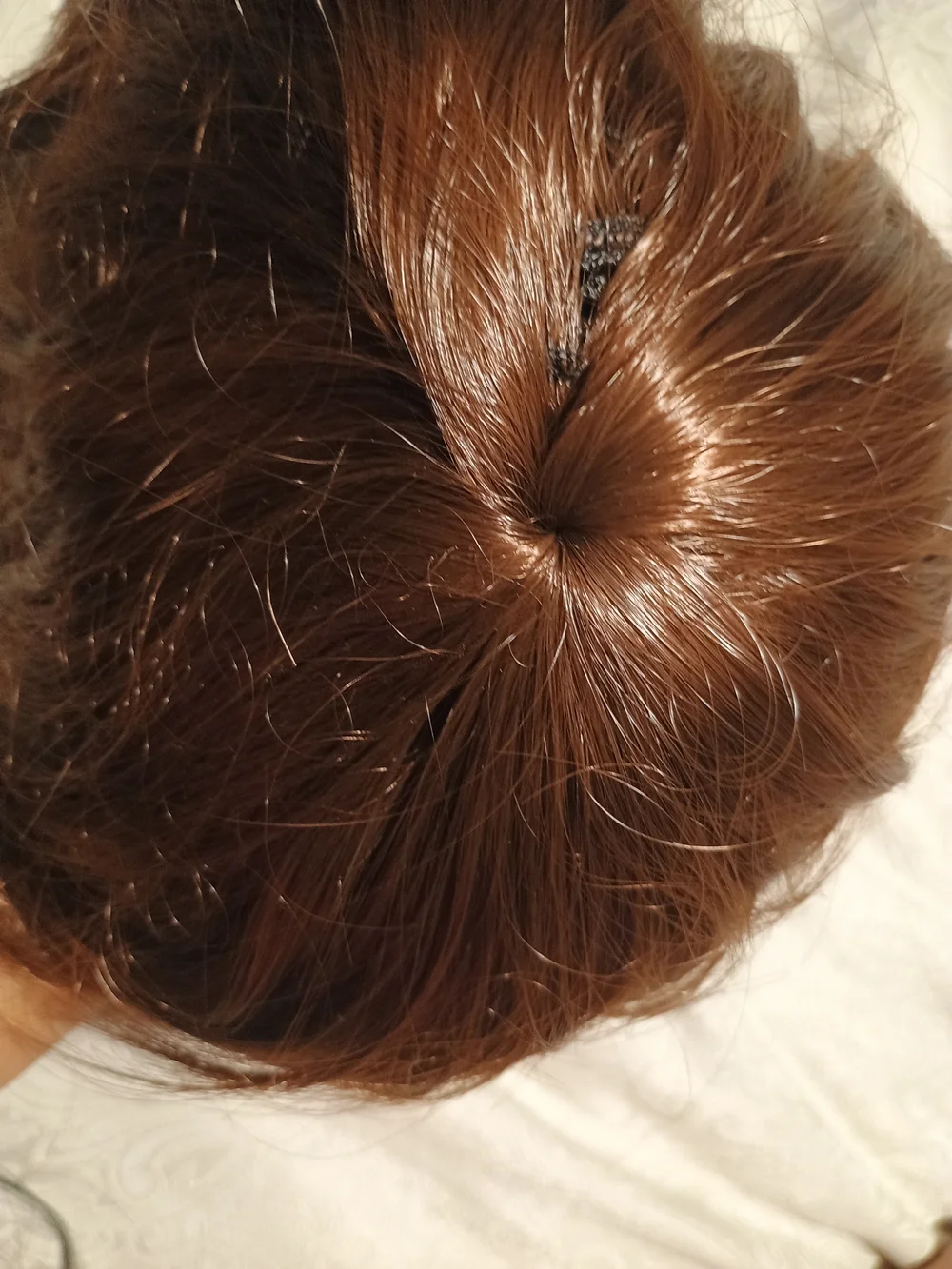 Short Layered Wig in Warm Brown